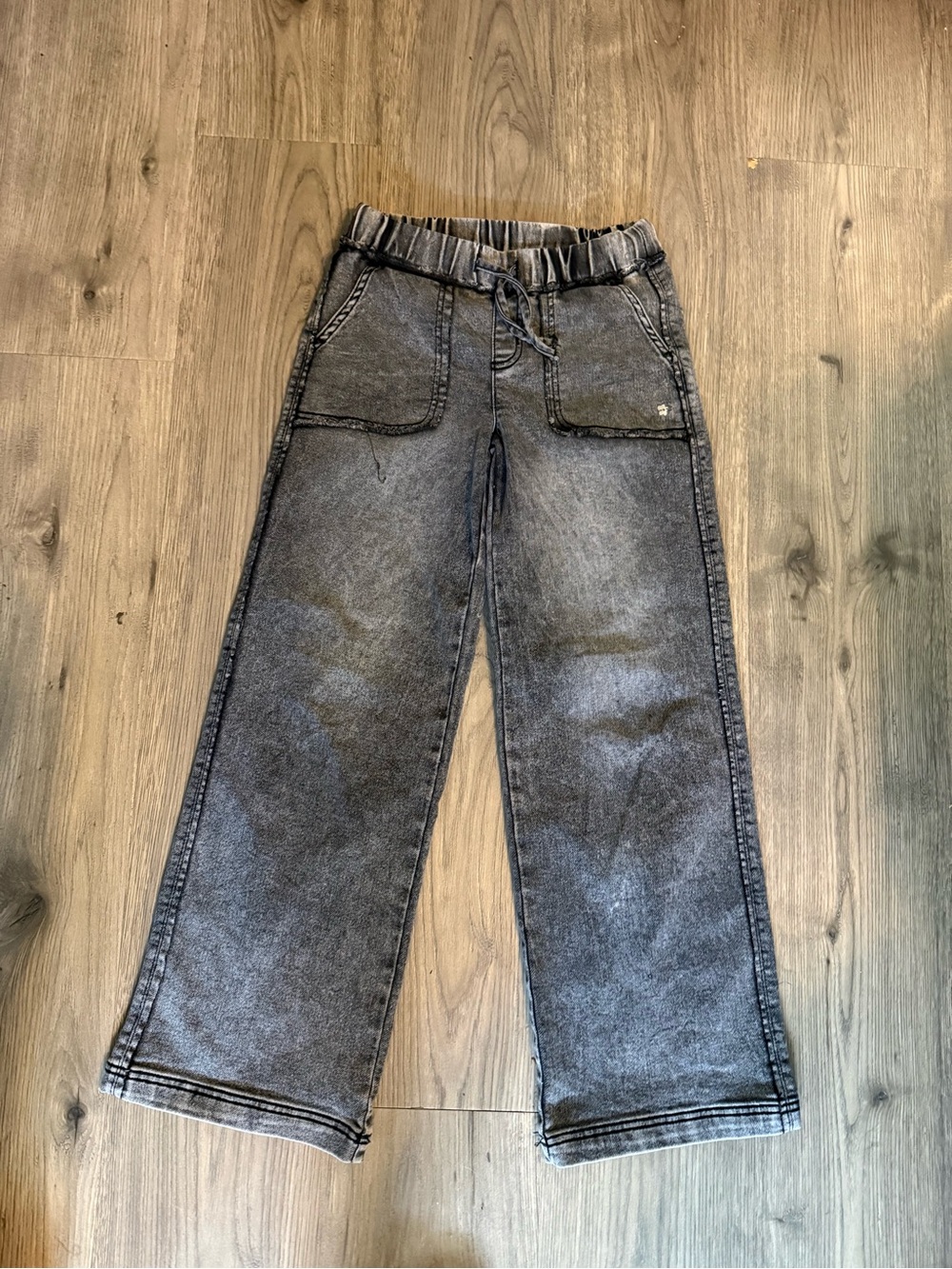 Limited Too Washed Black Wide-Leg Pull-On Jeans